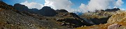 64 Panoramica con le Cime di Valsanguigno a monte e Lago Colombo a valle